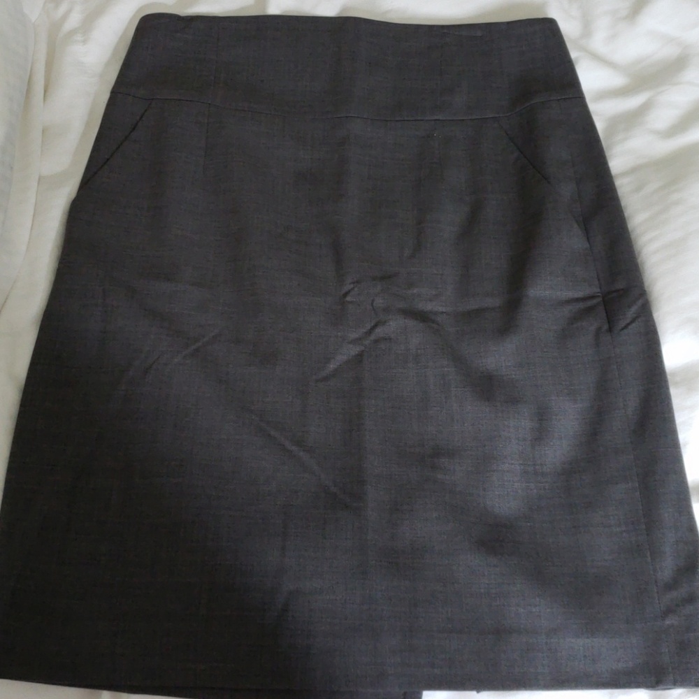 Banana Republic gray pencil skirt sz 6